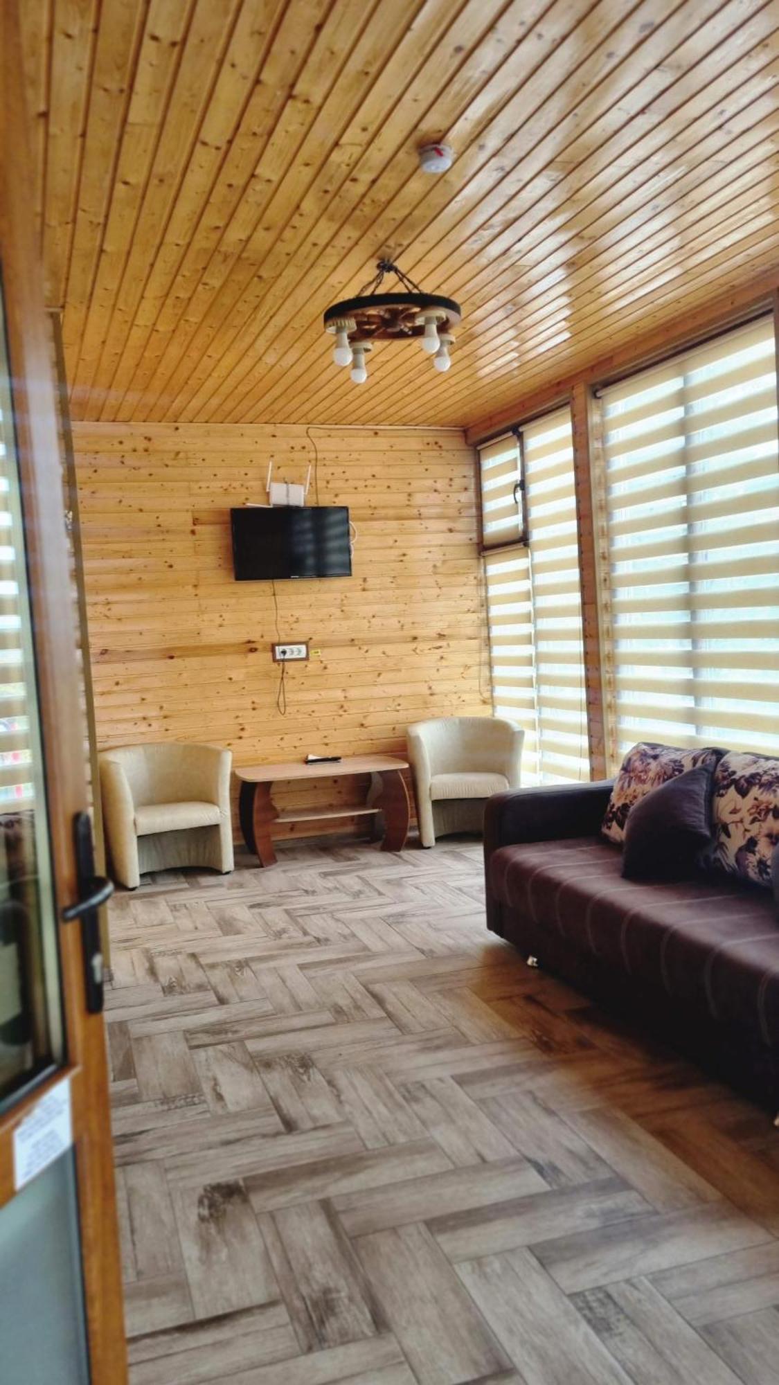 Apartamento La Maria si Ioana Curtea de Argeş Exterior foto