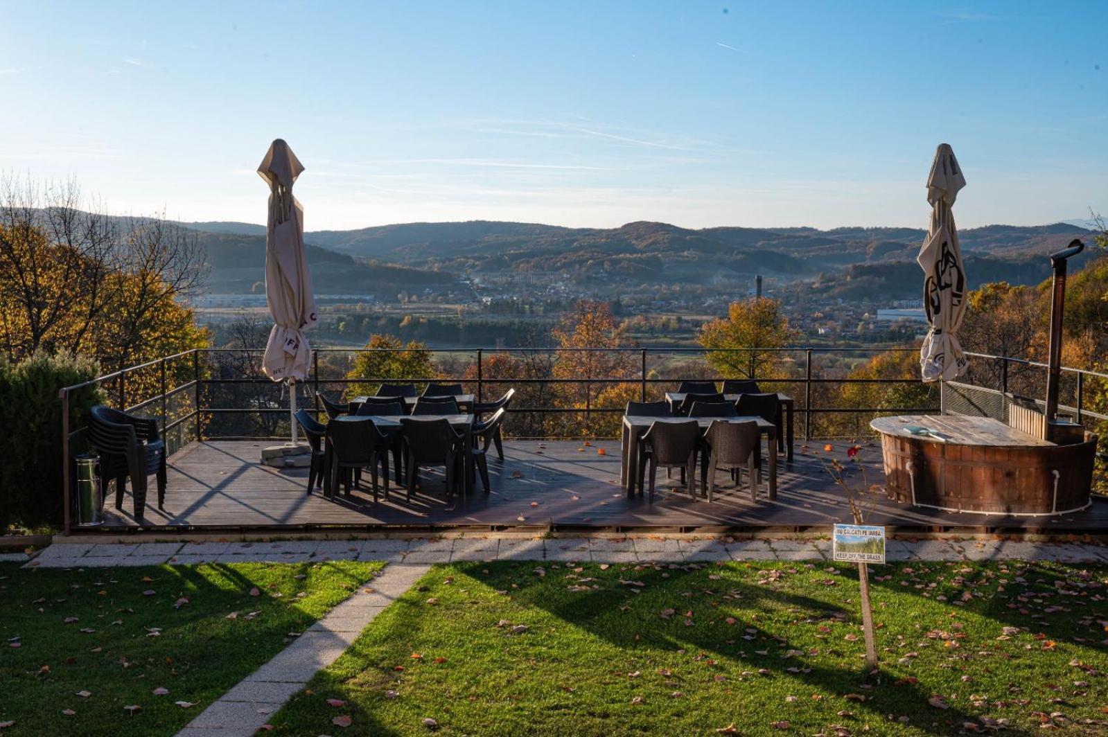 Apartamento La Maria si Ioana Curtea de Argeş Exterior foto